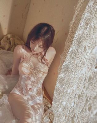 少妇下蹲无内裤露出毛_高清电视剧观看